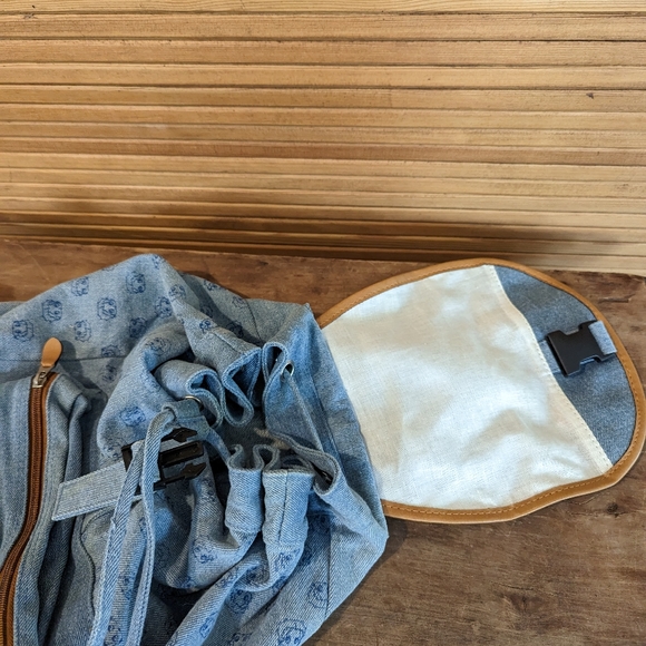 SOLD - Picture 4 of 6